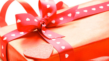 Valentine's Bears Balloons & Gifts