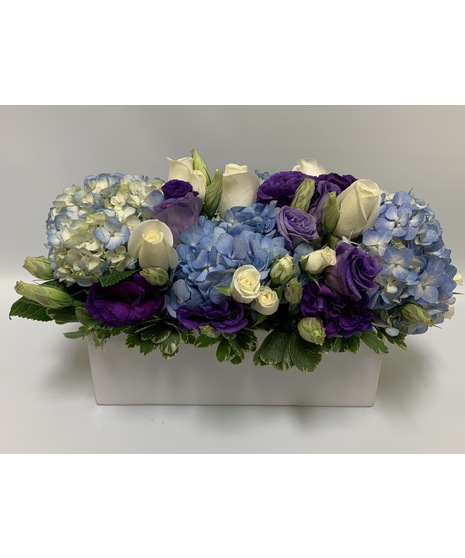 purple lisianthus centerpiece